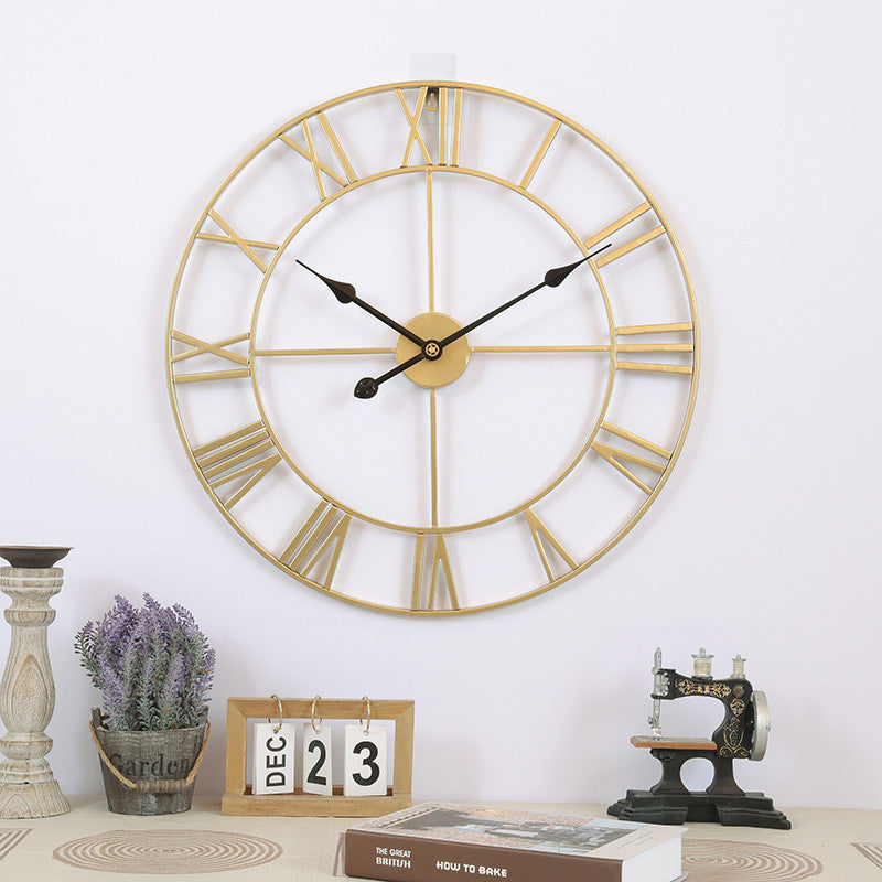 Modern Minimalist Style Decoration Creative Metal Clock